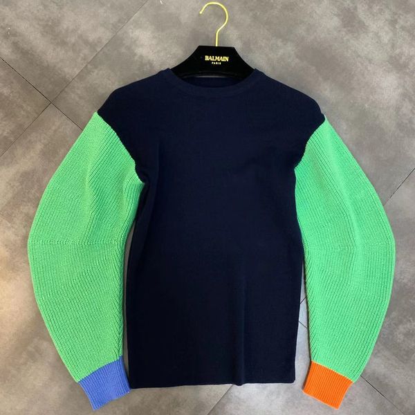 

2019 winter new round neck irregular color matching long-sleeved sweater women, White;black