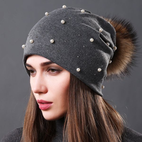

2019 new women's pearls beanies winter causal solid rhinestone pearl slouchy beanies hat with raccoon fur pompom femme black cap, Blue;gray