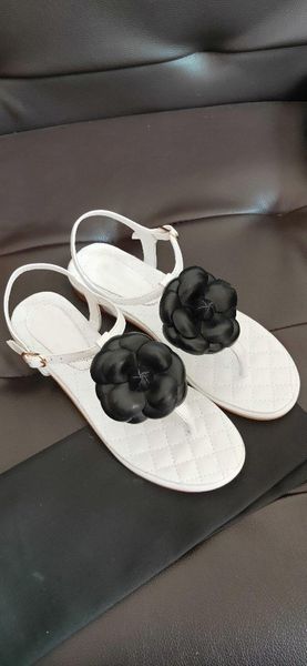 

sandals new 2019 summer casual fashion flower decoration comfortable shoes ladies black and white leather sheepskin