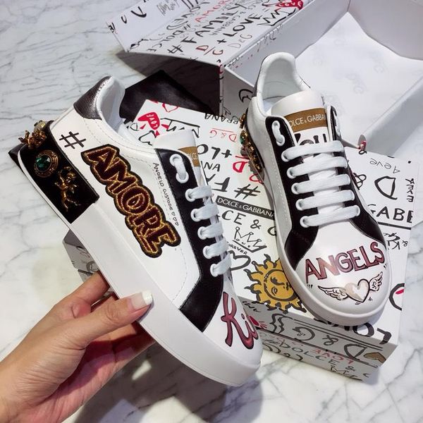 

2019x ummer luxury de igner limited men and women leather ca ual hoe couple hoe fa hion wild port hoe ize 35 45