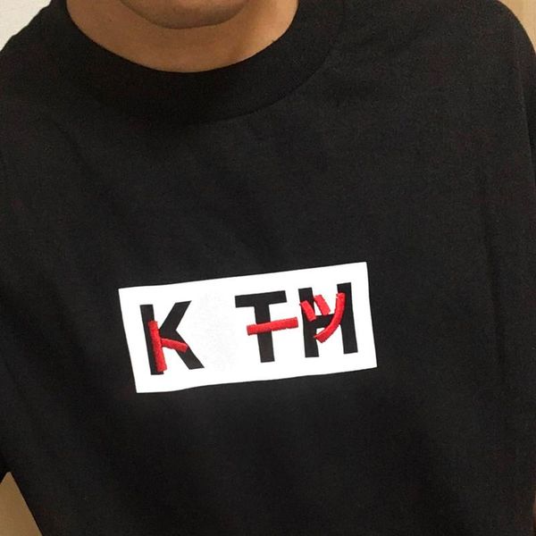 

20fw классический логотип letter printed tee solid color simple casual t-shirt летняя короткие рукава мужчины женщины улица tee hfymtx675, White;black