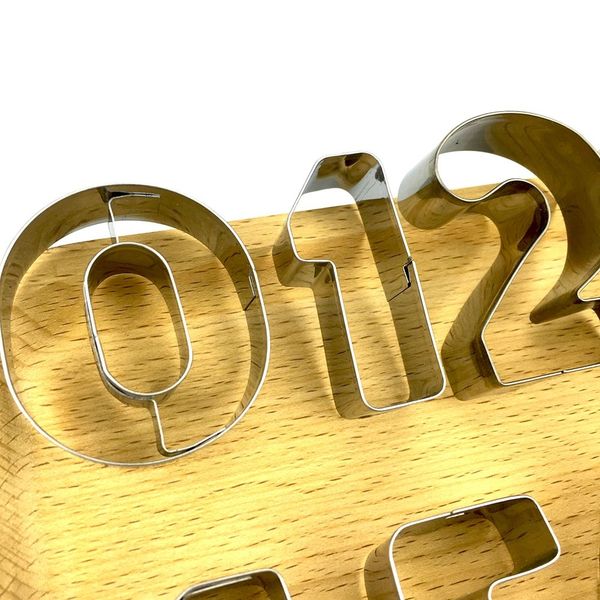 

0-8 number shape large size cookie cutter 9pcs/set stainless steel cookies mold fondant biscuit cutter cake decorating tools