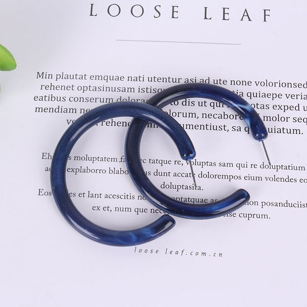 

ujbox 2020 акриловая смола большие серьги обруча женщины простой ретро имитация мрамора серьги черный синий заявление партии, Golden;silver