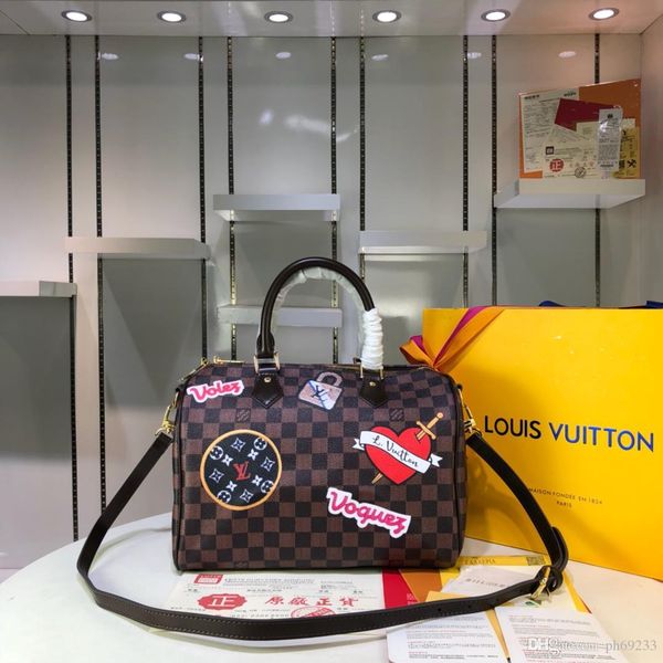 

Модная большая дорожная сумка с принтом коричневого цвета в клетку. Холст, регули