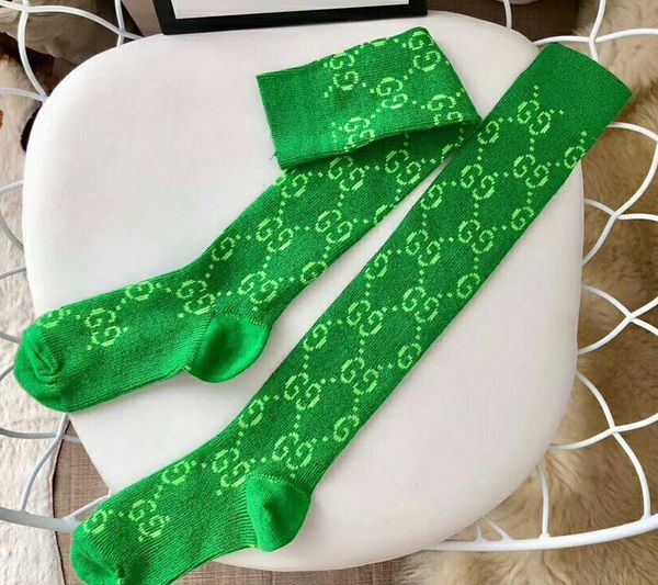 

wholesale mid socks gold line socks fashion week autumn and winter new products support mid gold line socks 32 colours