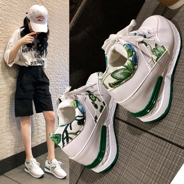 

athletic shoes women's 2019 autumn new style korean-style elevator thick bottomed dad shoes women's versatile lace-up running sh, Black