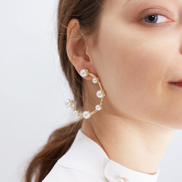 

beautiful white imitation pearl hoop earrings women gold color big circle earrings round geometric minimalist wedding jewelry, Golden;silver