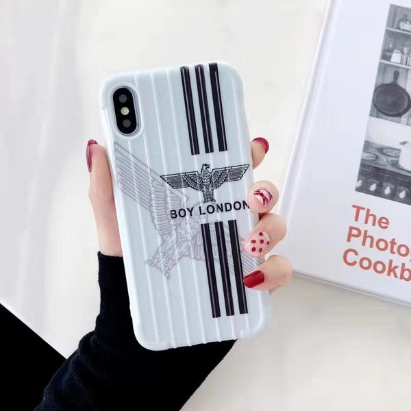 

one piece luxury phone case for iphone7 8p x xs 11 promax fashion eagle pattern with anti-fall trunk designer phone case back cover