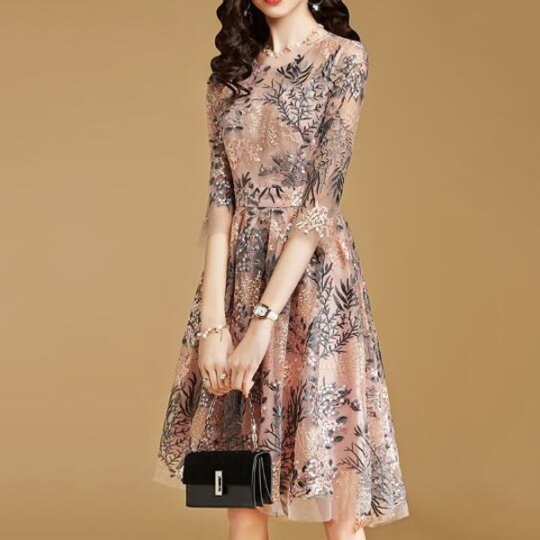 

high-end women's 2020 summer embroidery mesh lace dress mid-sleeved high waist slim a-line skirt classic fashion beautiful girl dress, White;black