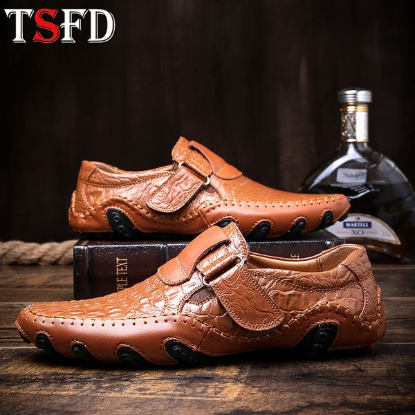 

fashion casual shoes men flats summer sneakers comfortable slip-on shoes mens loafers leather large sizes 48 driving y19, Black