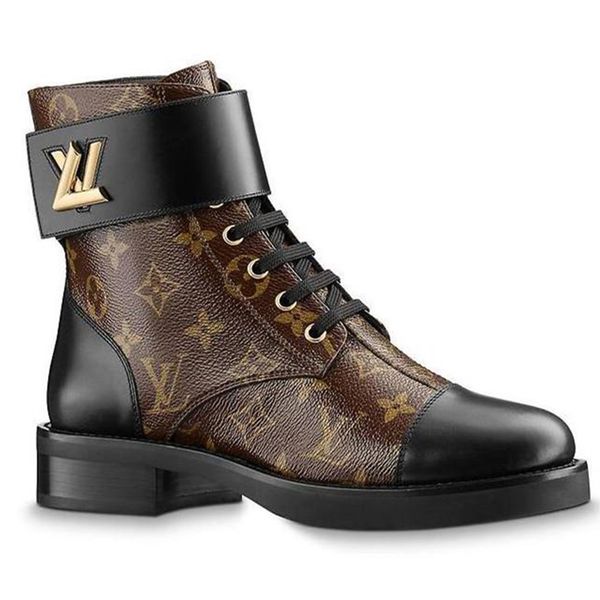 

2019 new autumn and winter european and american leather martin boots foreign style round head short female knight boots thick bottom, Black