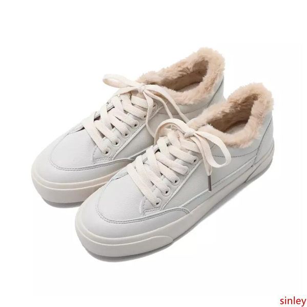 

модельер женщины повседневная обувь тройной белый кожаный flats женщин дизайнер кроссовки спортивные кроссовки размер 35-40 01