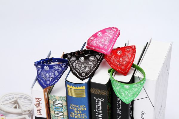 

регулируемая собака бандана кожа отпечатано воротник doe собак pet supplies собака шарф ошейник для чихуахуа щенок pet шейного garden2010 wq