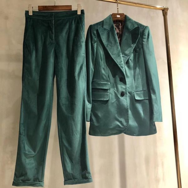 

2019 high quality velvet suit button pocket jacket + trousers two sets 0315, White