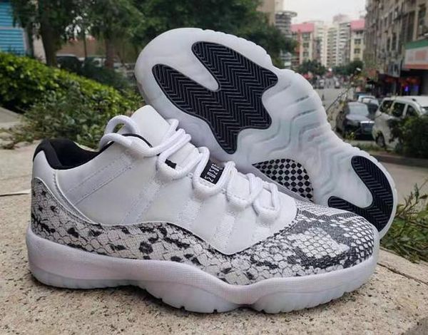 

11 low se snakeskin light bone basketball shoes men women 11s light bone white black sports sneakers with box