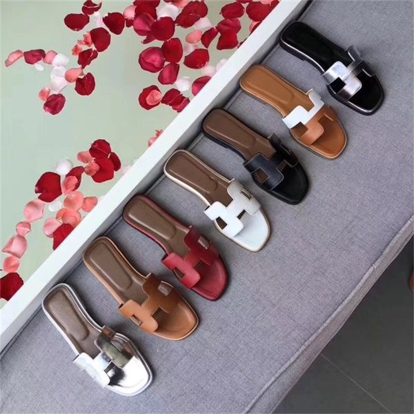

luxury designer slipper women oran sandal slides patent calfskin natural leather sole fashion beach flat slides slipper us9, Black