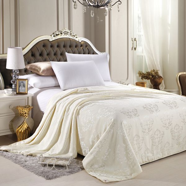 

comforter white mulberry silk filling duvet quilted quilt summer&winter warm comforters king queen size bedding quilts