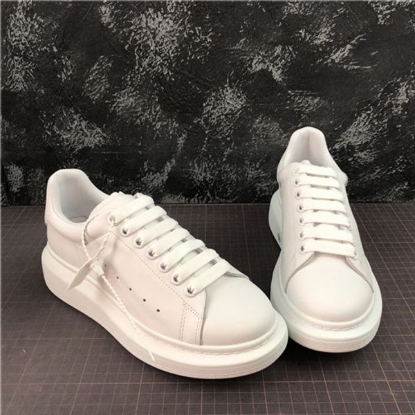 

New relea e luxuriou women mqueen girl over ized men queen ultra mc neaker leather platform low cut homme femme carpe donna ca ual hoe