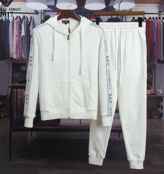 

in the summer of 2018, the new short-sleeved men's cotton round neck embroidered letter embroidery pattern crisp and breathable suit#36, Gray