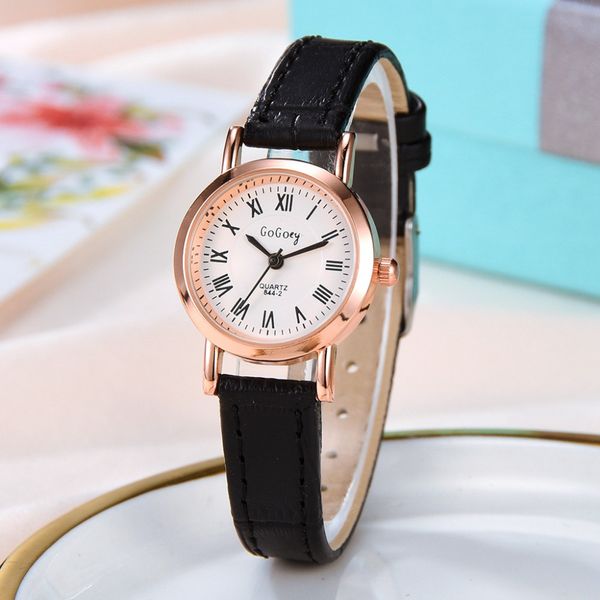 

luxury women watch leather bracelet watch rome round small dial ladies quartz wristwatches clock fashion new xb40, Slivery;brown