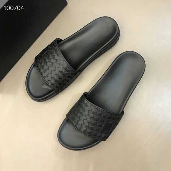 

2019men women slippers with box luxury designer ladies beach slipper tide male rivet stud slippers non-slip 38-45, Black