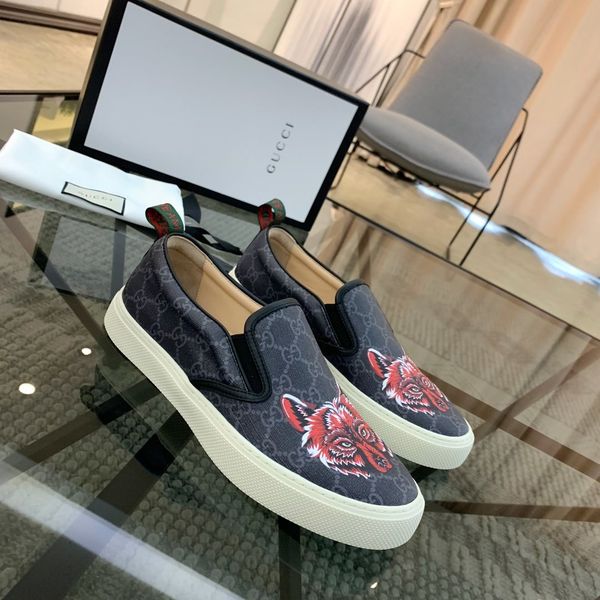 

2020 new mp9 mz6 high-quality men's casual sports shoes leather shoes, fashionable wild flat shoes, box number 38-45