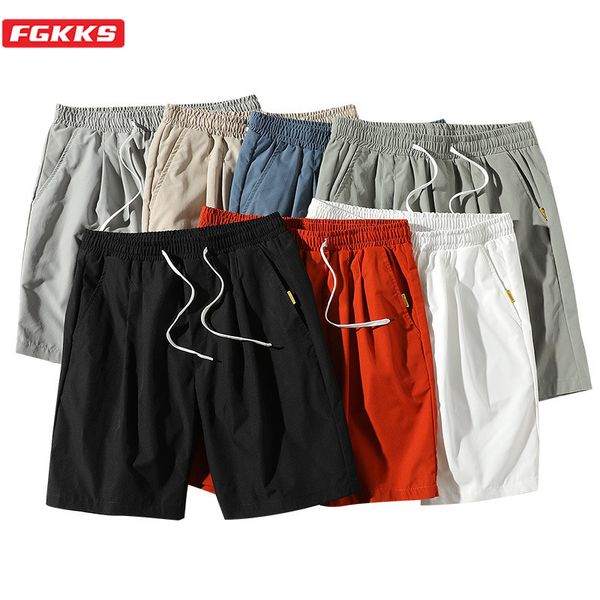 

fgkks brand shorts men trend men's solid color pocket shorts summer new fashion casual beach male, White;black