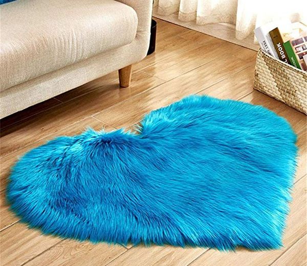 

carpet 40 x 50 cm cute heart-shaped wool imitation sheepskin carpet faux fur non-slip bedroom living room blanket pad
