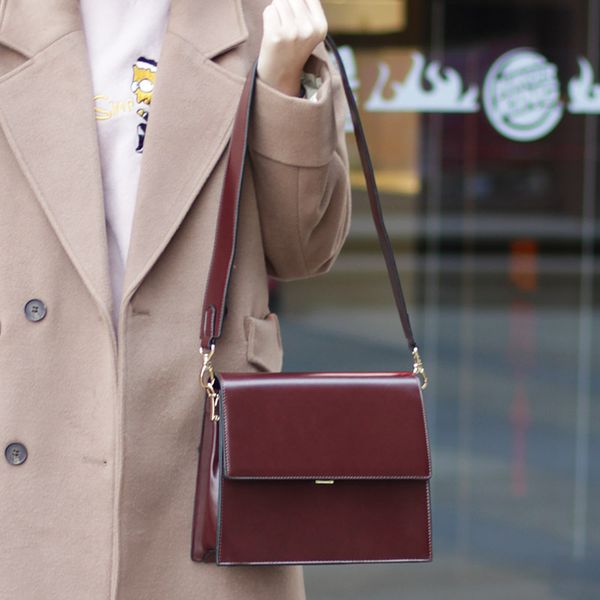 

new stylish retro shoulder girl bag coverwide wide shoulder strap stereotyped slant bag small square