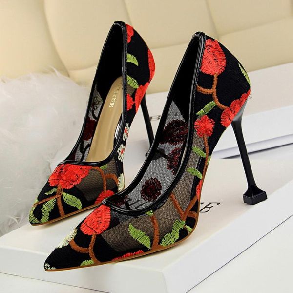 

new ladies shoes high heels pointed toe flower embroidery lace mesh nightclub single shoes womens party vintage pumps, Black