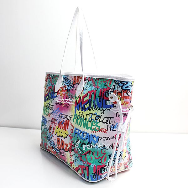 

2020 new high-capacity bag, one shoulder bag, fashion, fashion, floral print, cross-body graffiti