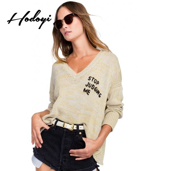 

hodoyi 2017 white knitted sweater women fashion big v-neck embroidery letter autumn sweaters ladies sweet casual pullovers, White;black