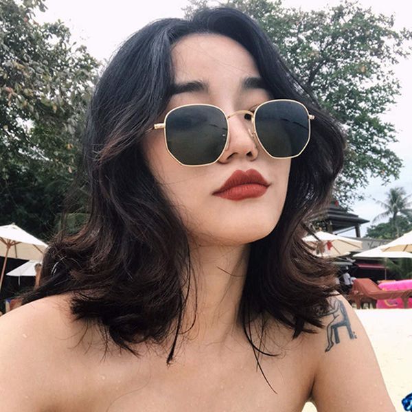 

sunglasses women europe and the united states 3548 fashion personality sunglasses women cross-border wild sunglasses trend, White;black