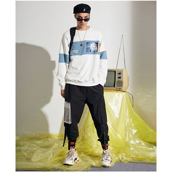 

brand sweater men's 2019 autumn new designer astronauts printed hoodies luxury loose round neck pullover long sleeve hoodies, Black