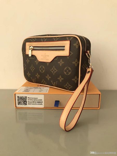 

bag 2019 quality new fashion men travel toilet pouch women cosmetic organizer make up bag famous classical toiletry bag