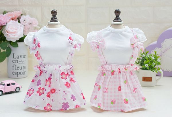 

2019 new limited 100% cotton spring/summer solid strawberry strap skirts for dogs cats and pet clothes accessories for