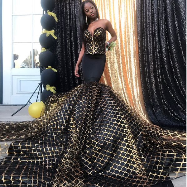 

2019 stylish mermaid black girls prom dresses strapless neck trumpet formal dress gold net plus size evening gowns