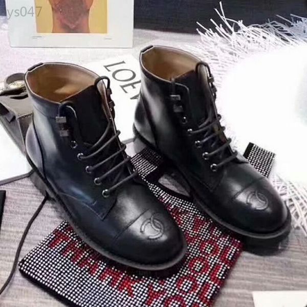 

shoes women 2020 luxurious shoes autumn and winter new thick-bottom martin boots female british wind handsome short tube short boots, Black