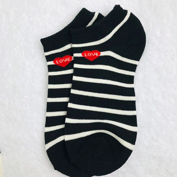 

2019 new socks cotton rainbow striped socks xmas fashion warm chrismas casual hipster hosiery ald05, Black