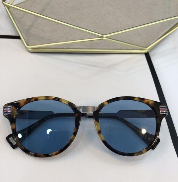 

luxury sunglasses mens sunglasses women classic style plank metal frame 0586 uv400 protection outdoor eyewear with, White;black