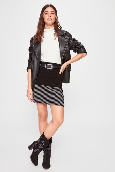 

trendyol striped blocky skater mini skirt twoaw20et0400, Black