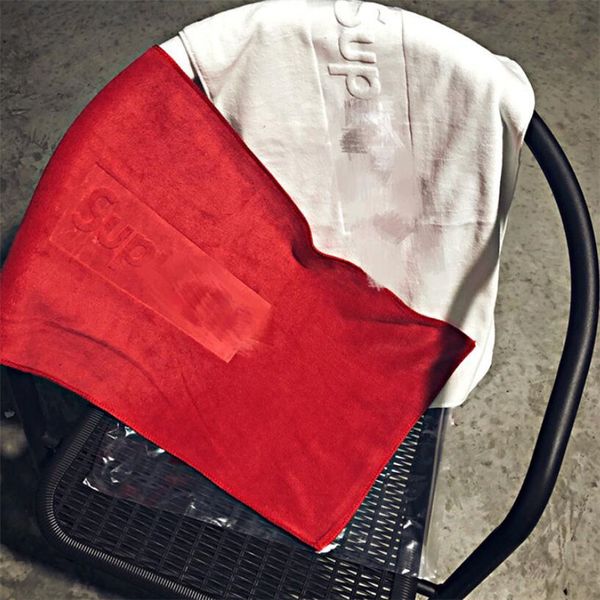 

Tide Марка Унисекс Спортивное Полотенце С Логотипом INS Стиль Письмо Дизайн Мужчины