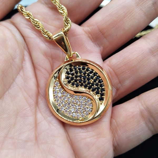 

18k gold and white gold tai chi symbol round pendant necklace twist chain iced out cz cubic zirconia designer jewelry gifts for couples, Silver