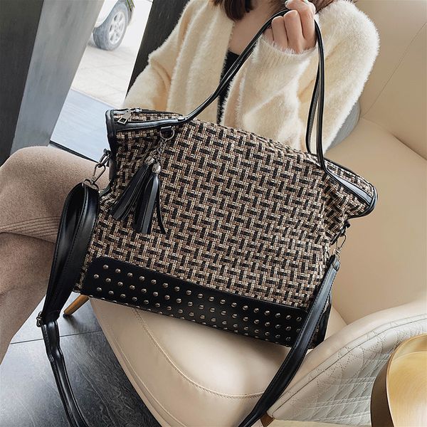 

боон еѬной ђмки женин женкой бола емко ђмка 2019 зимней нового rivet 