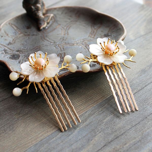 

natural pearl shell flower chinese hair combs wedding hair accessories vintage bridal comb vintage gold clip wigo1444, Golden;white