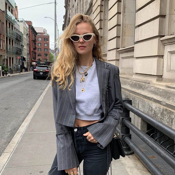 

2019 autumn new casual fashion streetwear striped short v-neck long-sleeved gray exposed umbilical suit jacket women hc7278w07, White;black