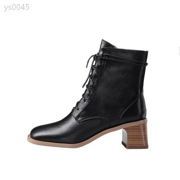 

2019 high grade new martin boots european and american classic short boots leather fashion thick heel boots wild women's boot, Black
