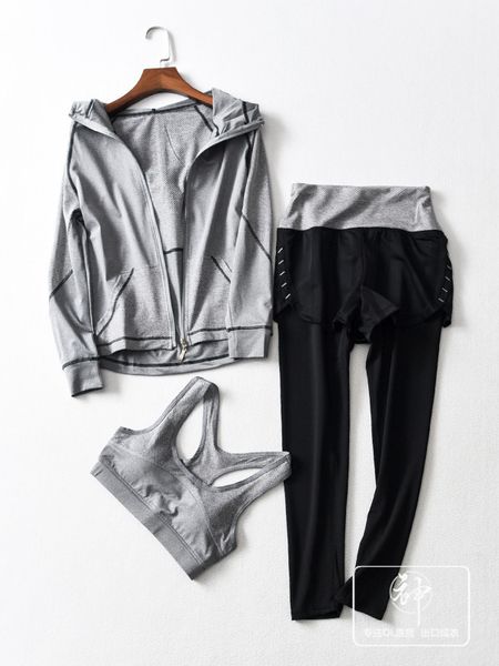 

a generation of autumn fitness quick- sweat absorbing sports vest + yoga pants + coat three-piece set entity, Black;red