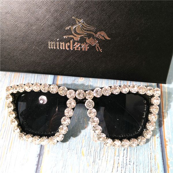 

big metal mens sunglasses diamond mirrored trendy oversized women sun glasses crystal black beach eyewear uv400 fml, White;black