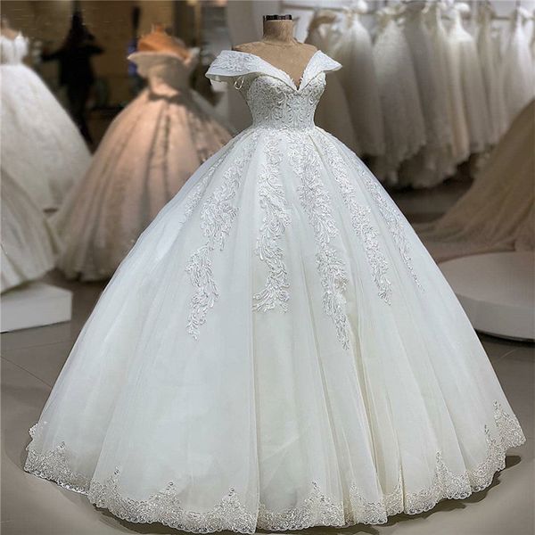 

new arrival luxury ball gown wedding dresses off the shoulder v neck gorgeous lace princess bride dress robe de mariage customize, White